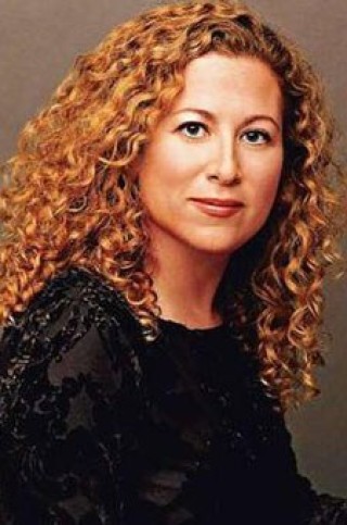 印刷成本激增、流媒体订阅流失风险加剧，关税风波影响美国出版与娱乐业｜文化周报