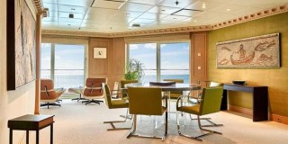 环球航行新体验，奢华移动住宅邮轮引领未来