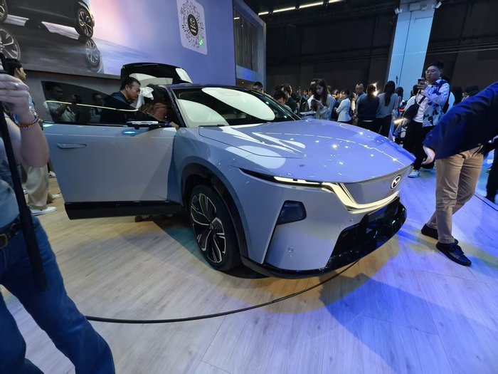 13款新车带你看上海车展最热车型|2025上海车展 第6张 13款新车带你看上海车展最热车型|2025上海车展 第6张