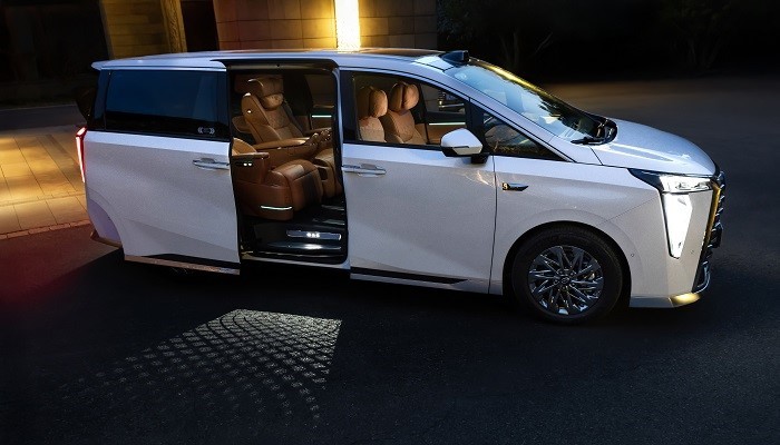 一周新车盘点 | 极氪009光辉增典藏版 蔚来萤火虫正式上市  第13张