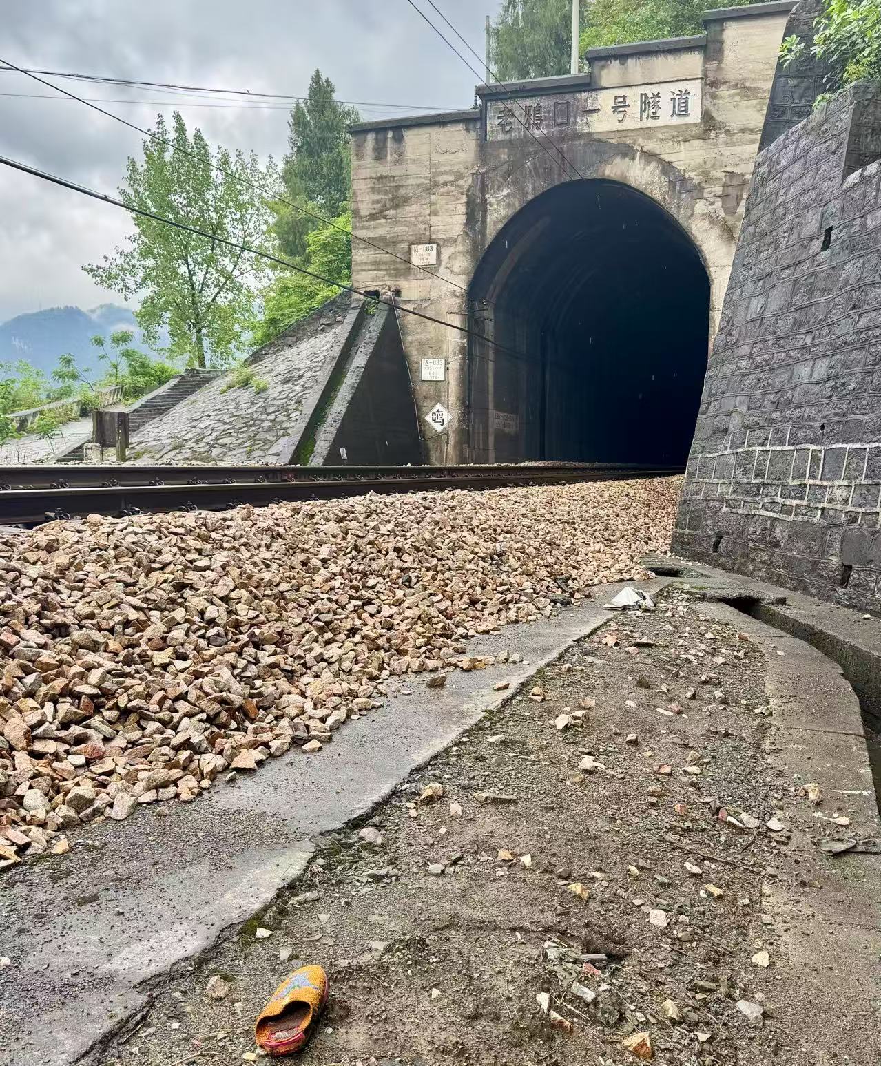 界面调查|铁路穿村而过:一个湘西村庄与17起火车撞人事故 第3张 界面调查|铁路穿村而过:一个湘西村庄与17起火车撞人事故 第3张