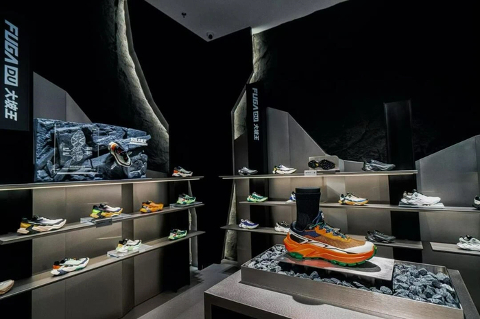 商业头条No.72|缔造户外黑马:钟承湛详解凯乐石爆红秘密 第2张 商业头条No.72|缔造户外黑马:钟承湛详解凯乐石爆红秘密 第2张