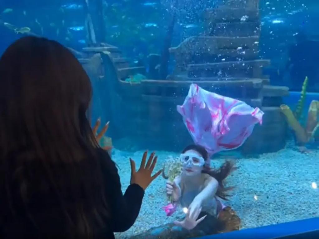 “美人鱼”女孩溺水进了ICU	，危险的青春饭  第3张