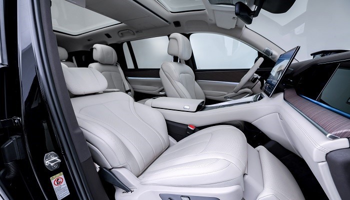 一周新车盘点 | 腾势上市新旗舰SUV 长安逸动增插混车型  第1张