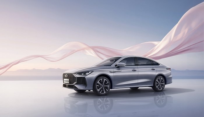 一周新车盘点 | 腾势上市新旗舰SUV 长安逸动增插混车型  第11张