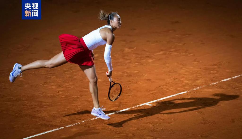 郑钦文憾负高芙止步罗马站四强  第1张