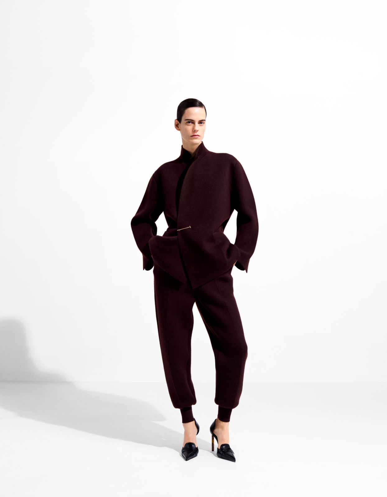 古驰在上海为竹节包举办展览	，泡泡玛特盯上了《海绵宝宝》｜是日美好事物  第7张